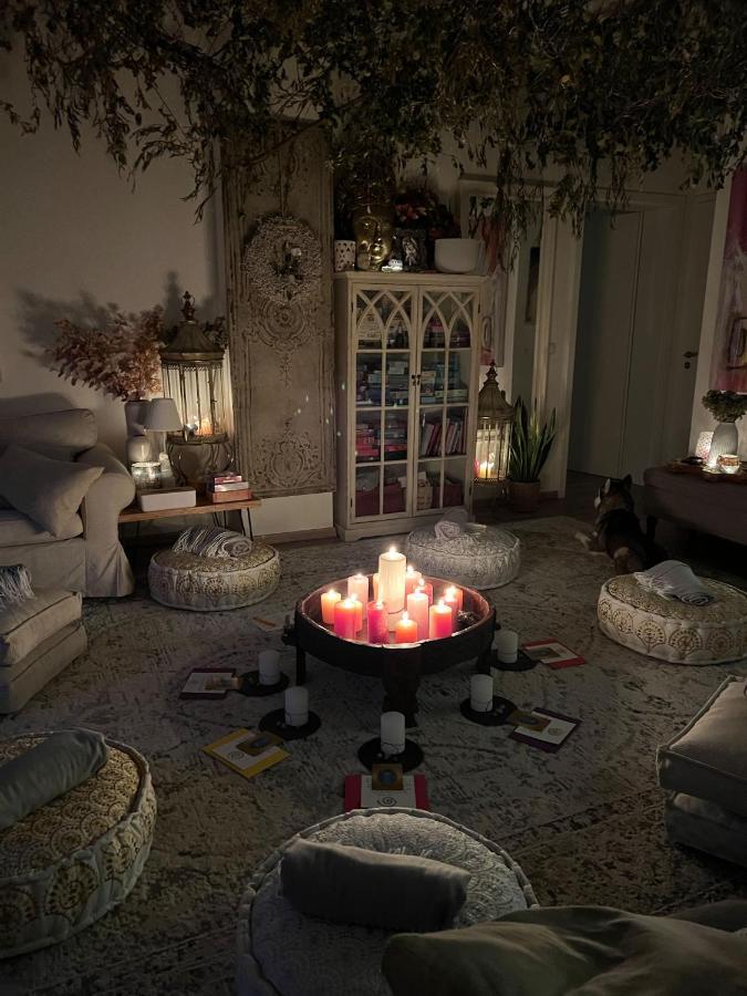 Schlafen Im Atelier - Einzigartiges Gaestezimmer Am Ammersee Appartement Schondorf am Ammersee Buitenkant foto