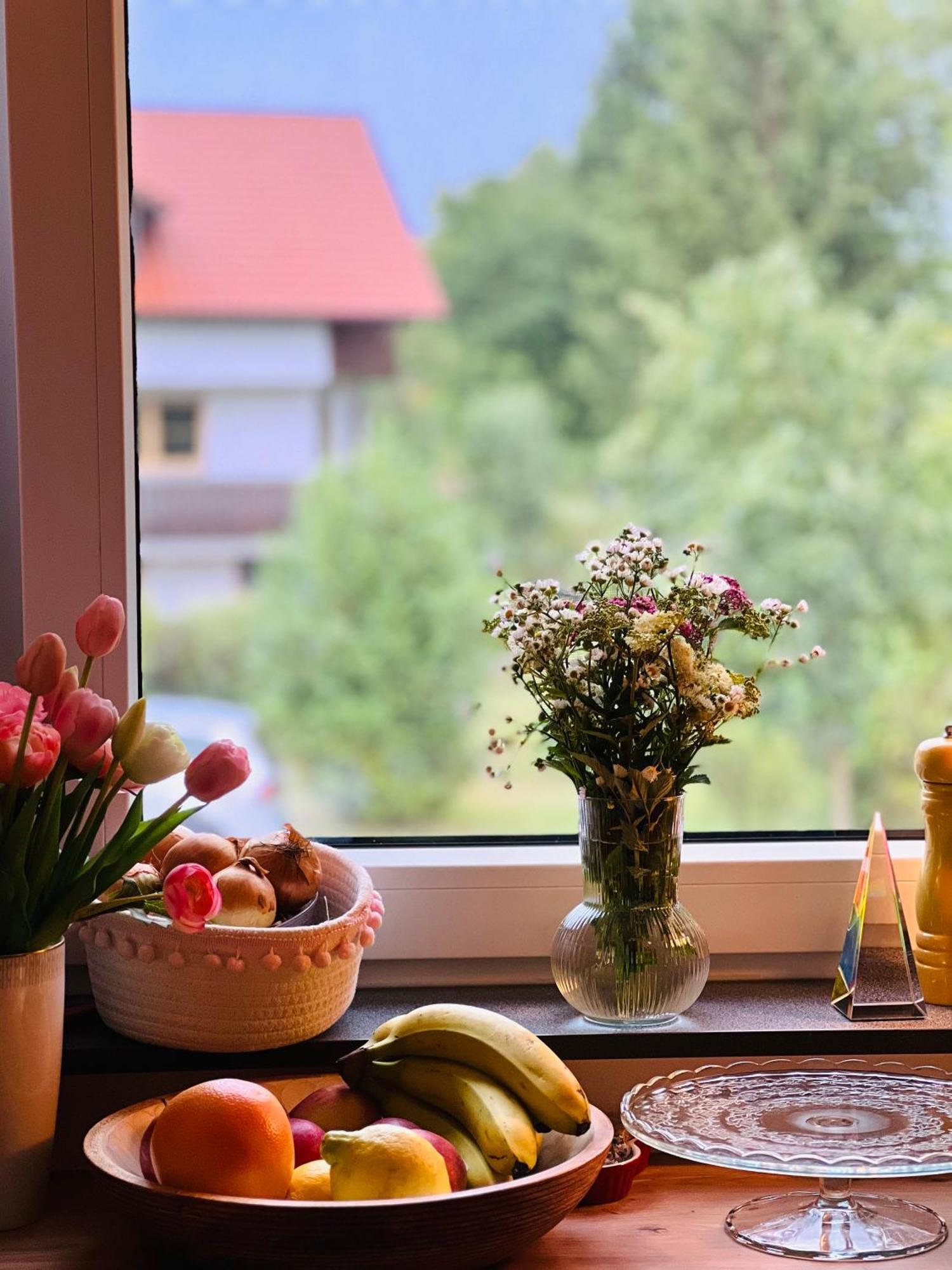 Schlafen Im Atelier - Einzigartiges Gaestezimmer Am Ammersee Appartement Schondorf am Ammersee Buitenkant foto
